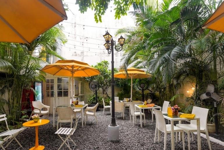 best restaurants in varanasi