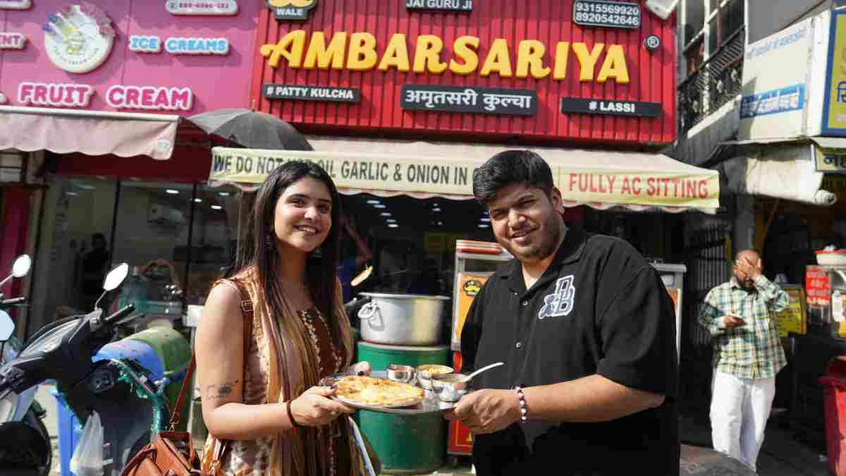 Vada Pav In Mumbai Rain Or Momo In 40-Degree Heat, This Is What Kaustubh Agarwal Chooses