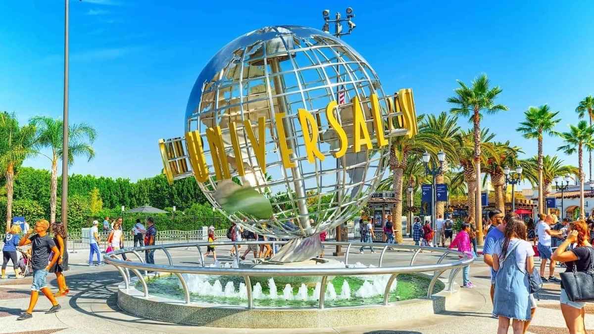 Saudi Arabia Might Get A Universal Studios Theme Park & Fans Are Already Losing It!