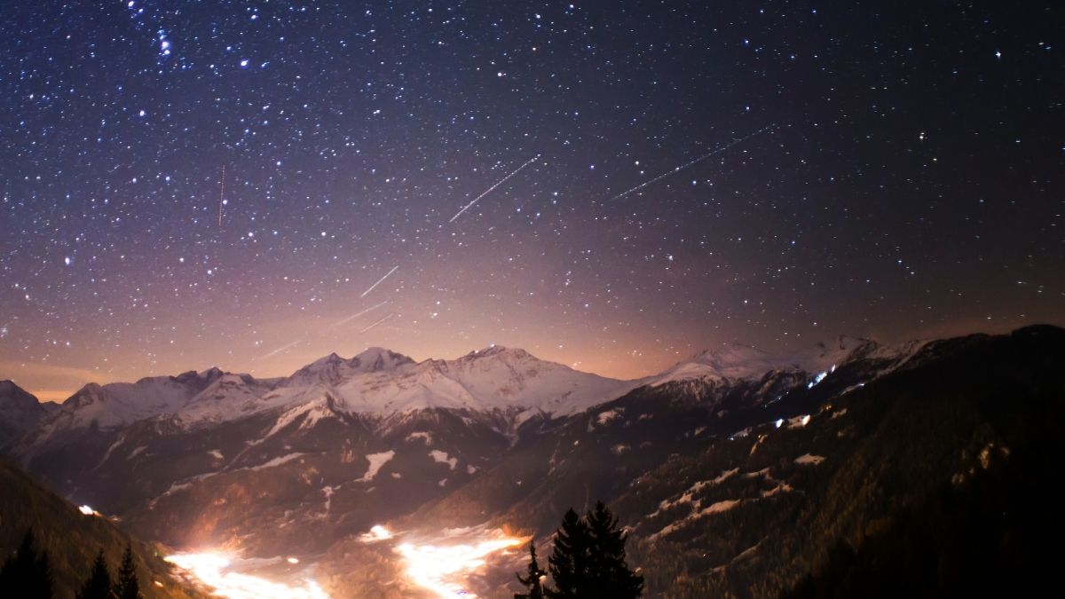 Geminids Meteor Shower 2025: When, Where & How To Watch This Magical December Night In India