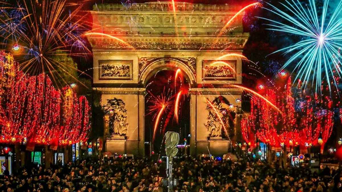 Paris Calls Off Most-Awaited Champs-Élysées New Year’s Eve Party; Tourists Disappointed