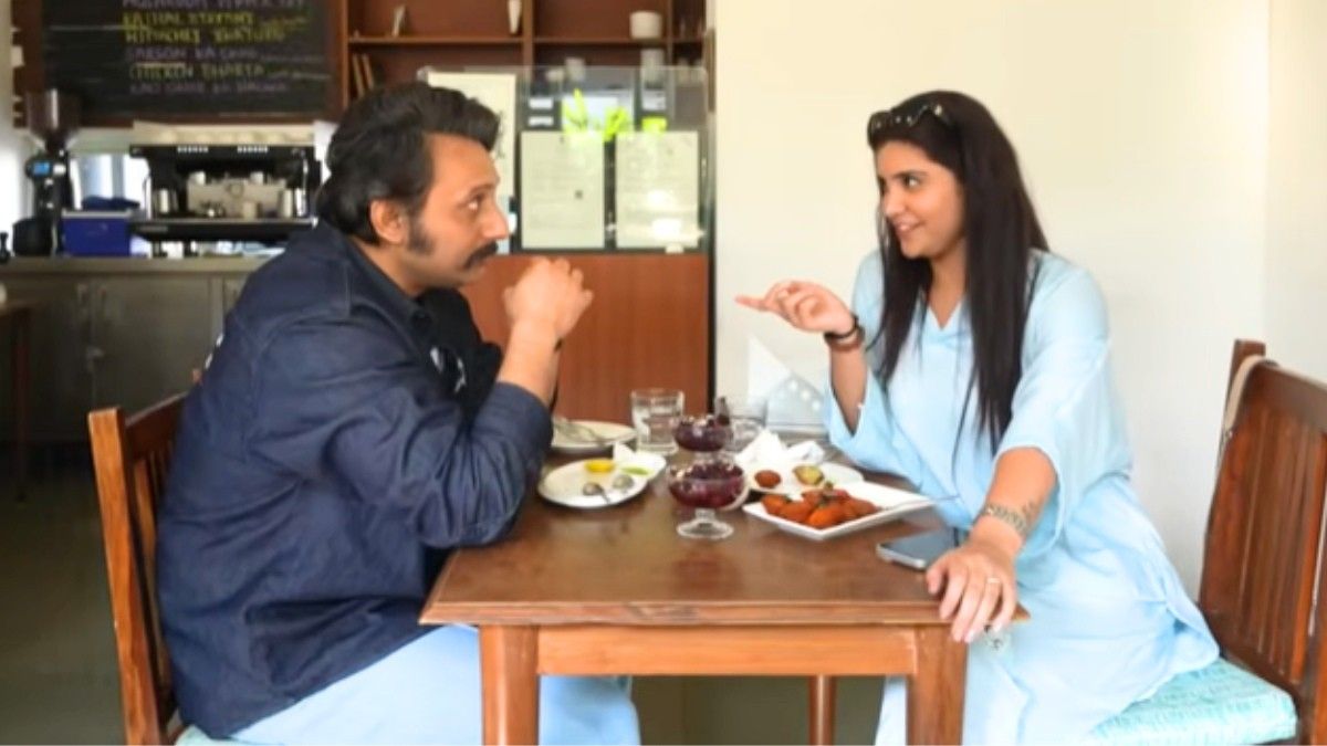 Zeeshan Ayyub Revisits Theatre Days, Enjoys Beetroot Halwa, Samosas & More On Tere Gully Mein