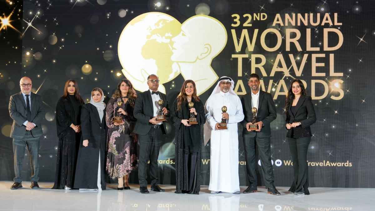 Etihad Bags 3 & Emirates Scoops 5 Awards At World Travel Awards, Making UAE Shine Bright