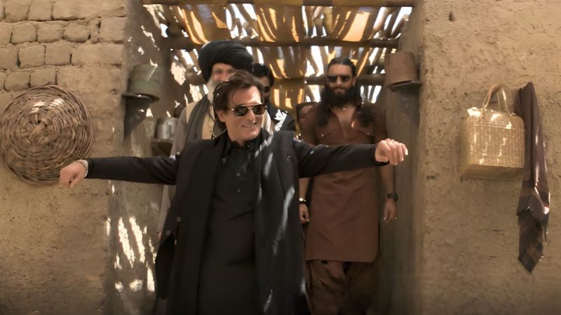 Dhurandhar’s Akshaye Khanna Eats 2 Meals A Day, Sleeps For 10 Hrs, Loves Cake & Bhindi!