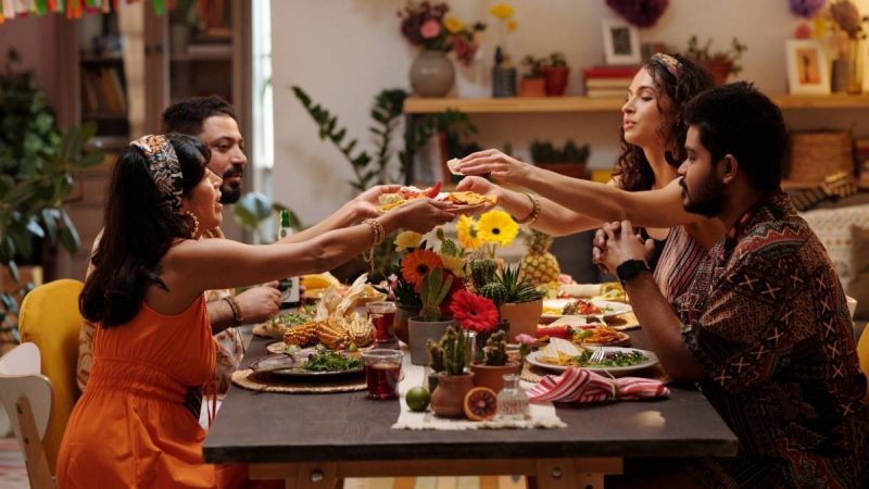 Hosting At Home, Done Right: 5 Tips For Effortless Entertaining