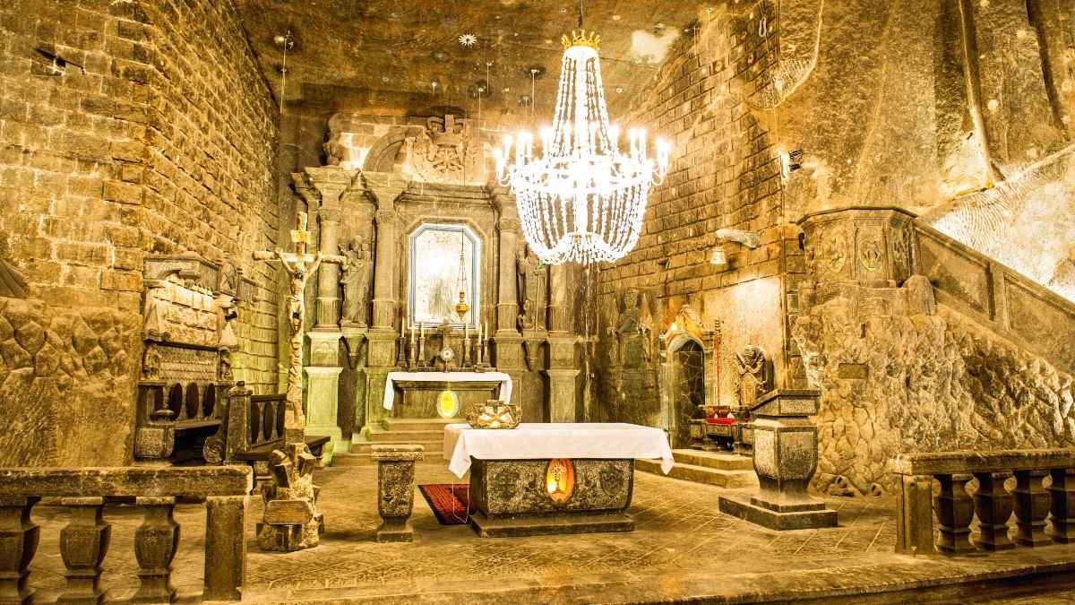 101 Metres Underground In Poland Lies A Fully Functional Church Carved Entirely From Salt