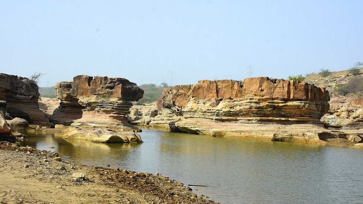 The Hidden Gem Of Gujarat Is A Photographer’s Paradise With Deep Gorges And Hidden Wells