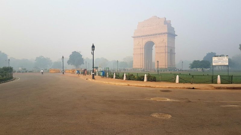 At 4.6°C, Delhi Sees Coldest Day In Jan In 2 Yrs; AQI Worsens Across Anand Vihar, Chandni Chowk