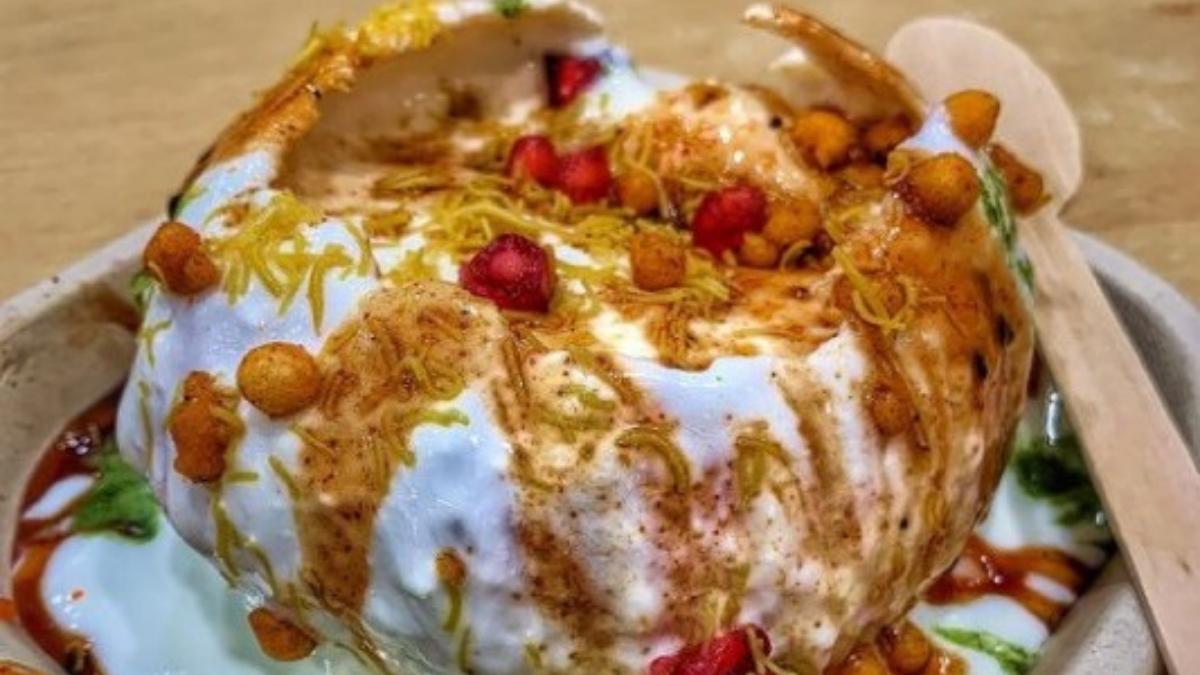 Dahi Bhujia Kachori: Jaisalmer’s Crunchy Delight; Where to Find It & How to Make It at Home