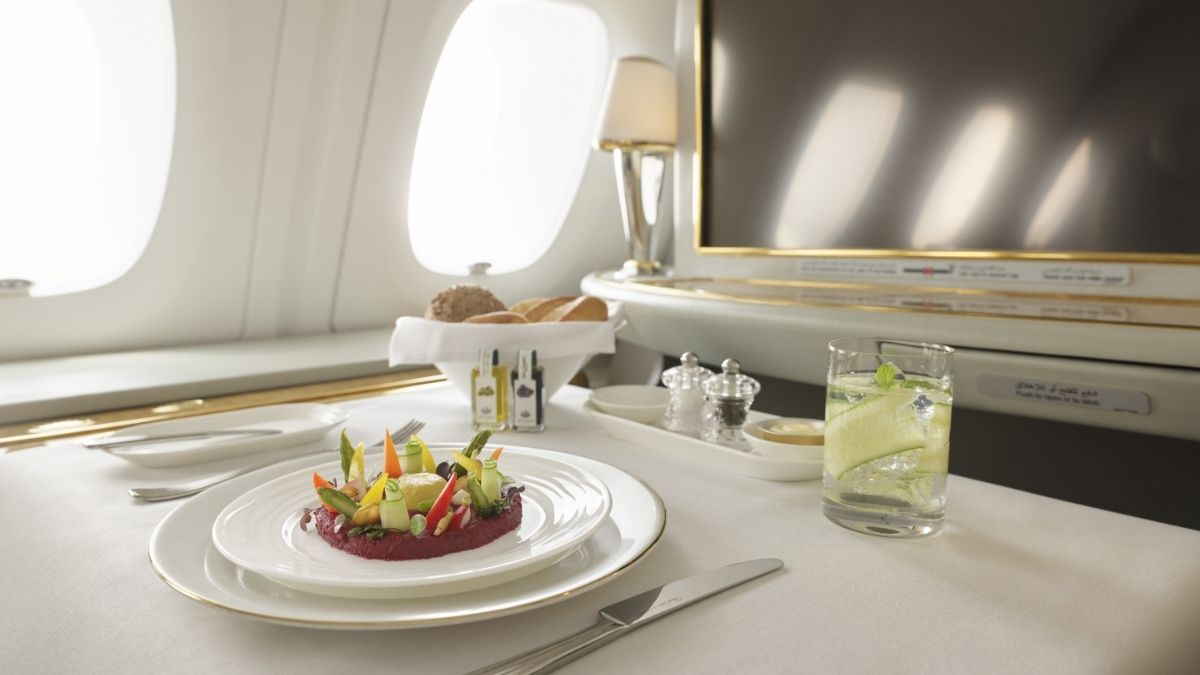 Emirates To Introduce A New Vegan Menu In 2027? Here’s What We Know!