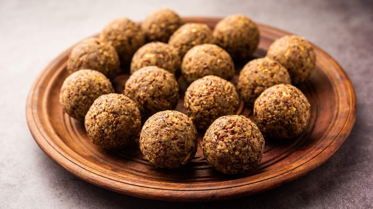 Make Pinni, The OG Punjabi Winter Sweet In Just 7 Simple Steps