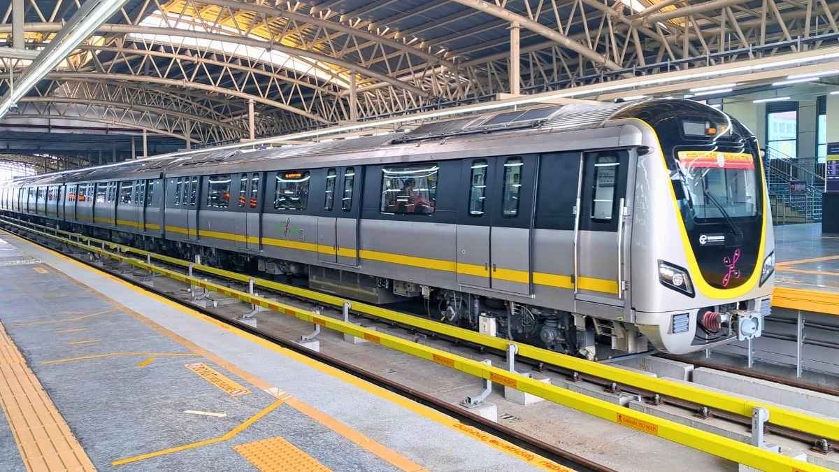 Bengaluru Metro Yellow Line Wait Time Slashed To 9 Min? Here’s All About It!