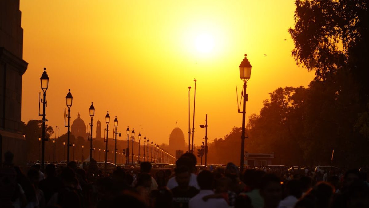 Winters Are Over For Delhi? At 30°C City Records The Hottest February In 5 Years 