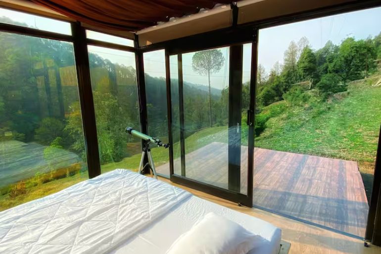 Glass Lodge Himalaya