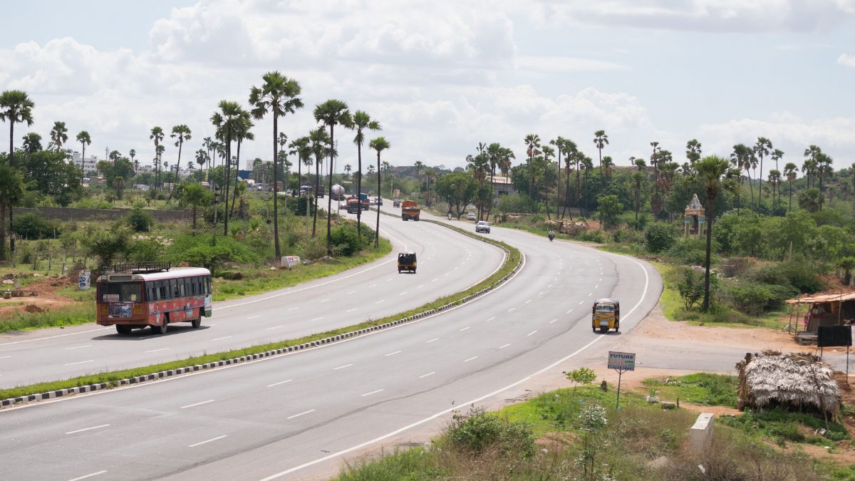 Will the Hyderabad–Vijayawada Highway 6-Lane Expansion Cut Travel Time to 2.5 Hours?
