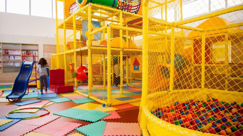 8 Fun Indoor Kid-Friendly Play Areas & Attractions For Families To Explore In Oman