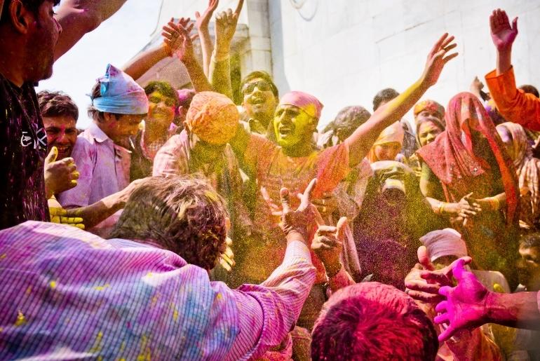 holi mumbai