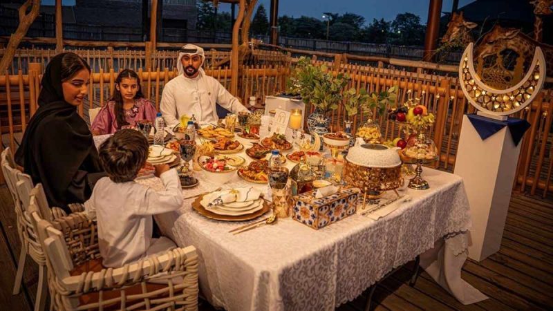 This Ramadan, Enjoy Your Iftar With Giraffes And Lions At The Dubai Safari Park! Details Inside