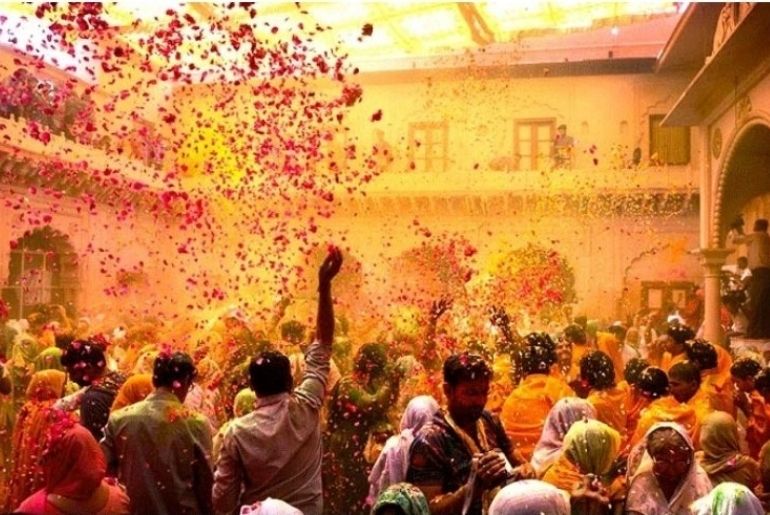 holi in vrindavan