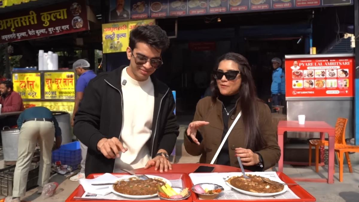 Pranav Sharma Tries Kulchas In West Delhi & Shares Dating App Confessions On Tere Gully Mein