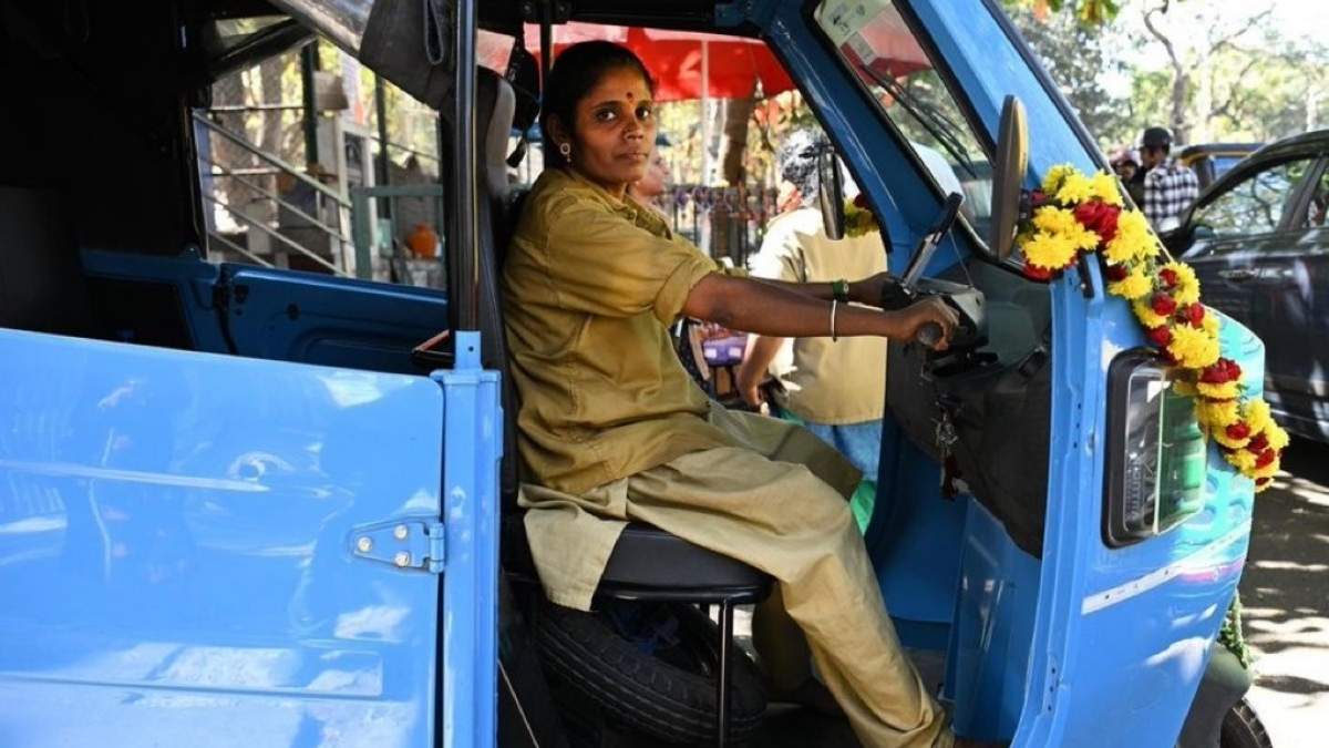 Sakhi Auto In Bengaluru: How To Book, What It Costs & All About The Women-Only Auto