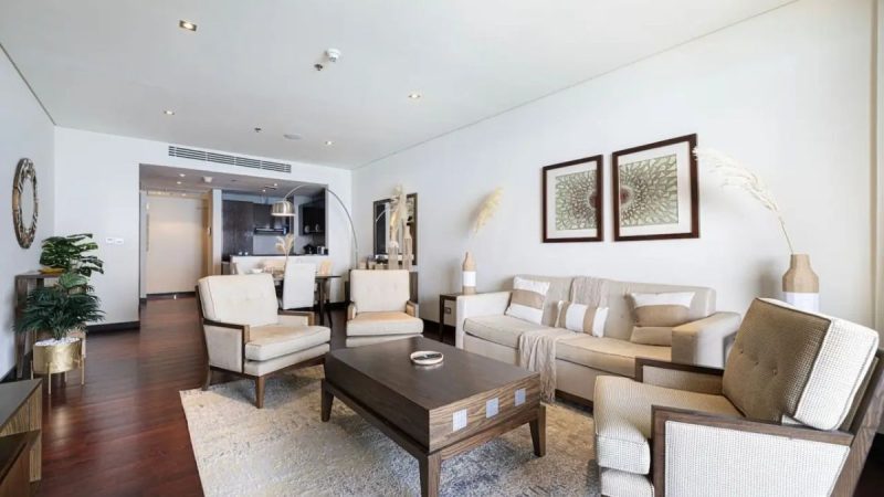 Here’s The Incredible Story Of AraBnB, A Dubai Firm That Offered Free Stays To Stranded Tourists!