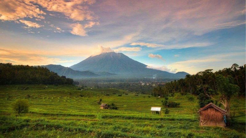 Why Has Bali Shut Down Mount Agung, A Paradise For Sunrise Treks, From March 28 To April 24?