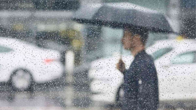 Delhi-NCR Weather: Rain & Thunderstorms Bring Relief From Heat; IMD Issues Orange Alert