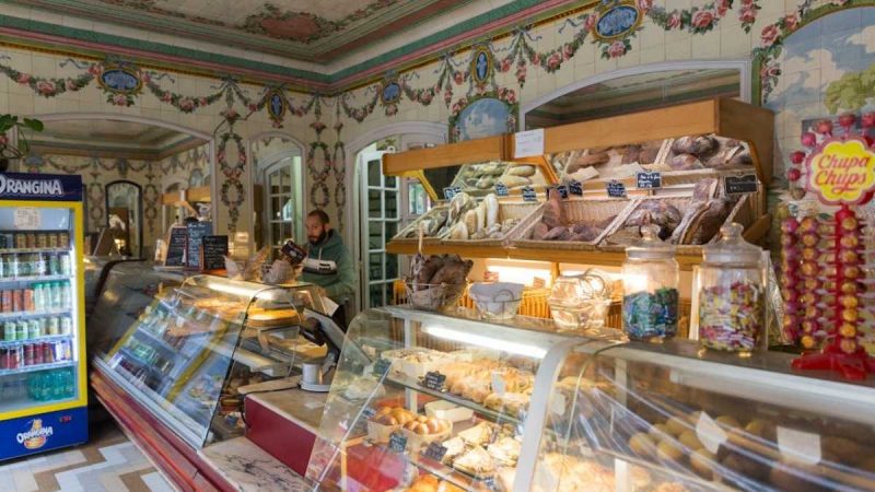 Mumbai’s 102 Bakeries Get Notices For Using Coal & Wood Amid Increasing Air Pollution