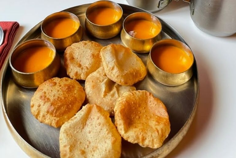 restaurants near narendra modi stadium ahmedabad