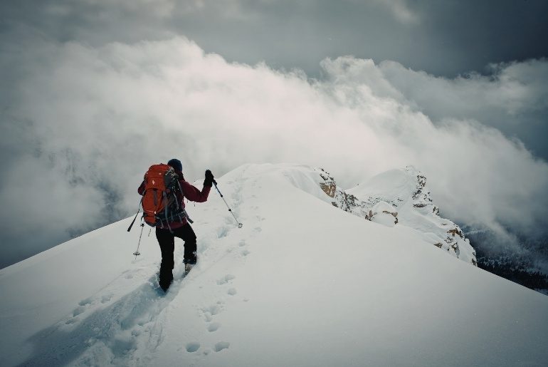 helicopter vs trek kedarnath
