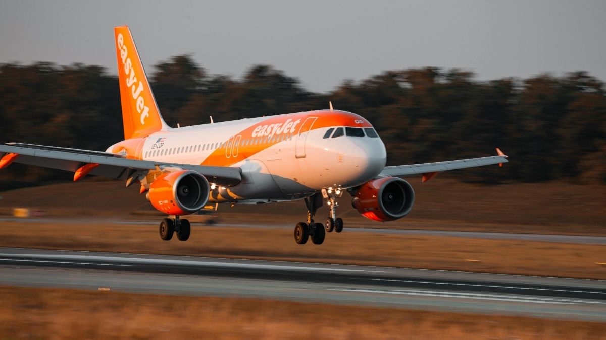 Indian Govt Reveals 4,335 Domestic & 1,187 Global Flights Cancelled Due To West Asia Conflict