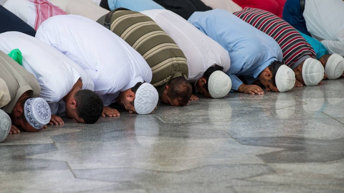 UAE Extending Remote Learning To Eid al-Fitr Prayers At Mosques In UAE; 5 GCC Updates For You
