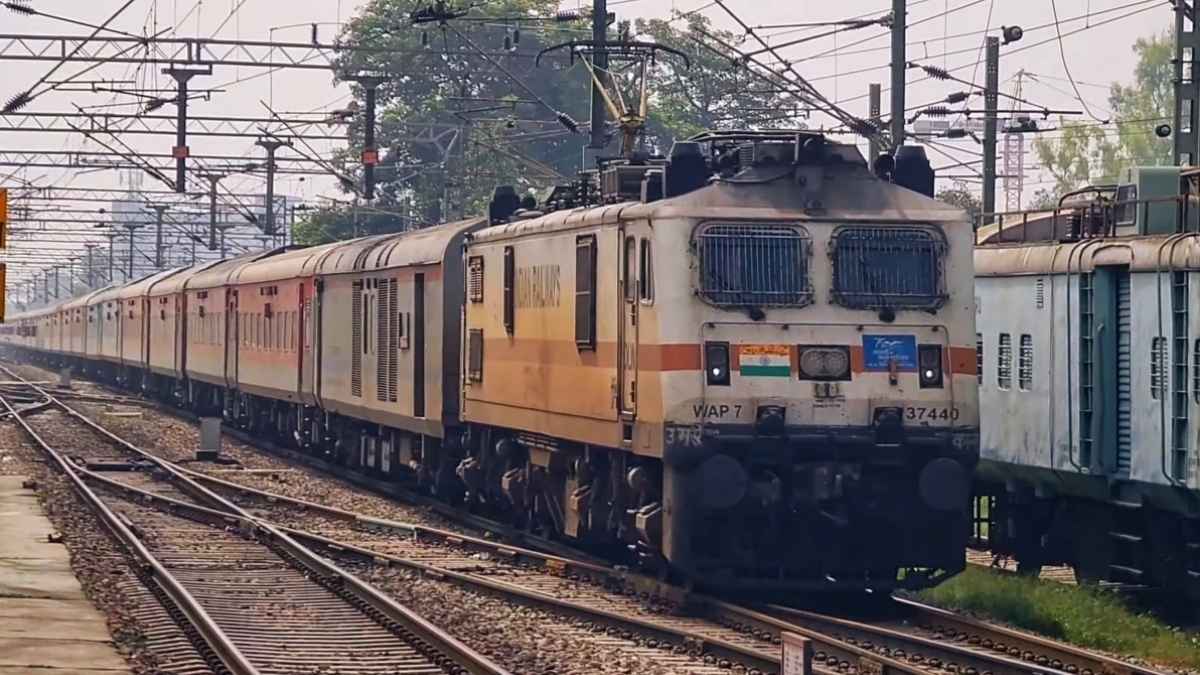 Dirty Toilets On AC Train Costs Indian Railways ₹60,000 Fine After Passenger Complaint