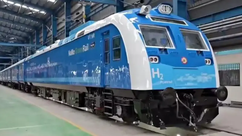 First Look Of India’s First Hydrogen-Powered Train Revealed! Promises Cleaner Rail Travel