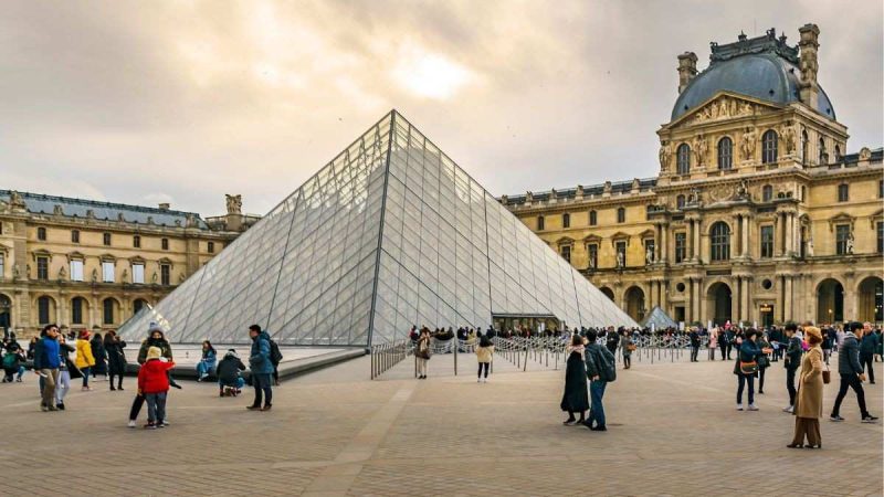 Do You Know You Can Visit Louvre Museum In Paris For Free Once A Month? Here’s How