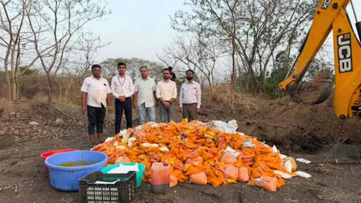 Pune FDA Destroys 3800 Kg Of Fake Mango Pulp Made With Unsafe Food Colours Worth ₹2.2 Lakh