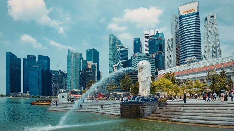 Why Is Singapore Welcoming 30,000 Foreigners Annually As Citizens For The Next 5 Years?