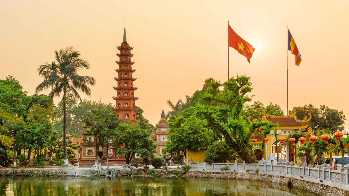 Planning Vietnam Trip? New E-Visa System Promises Faster 48-Hour Approvals For Tourists
