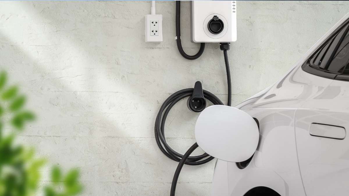 Dubai Mosque Parking Areas To Soon Get EV Charging Stations & Here’s All About It