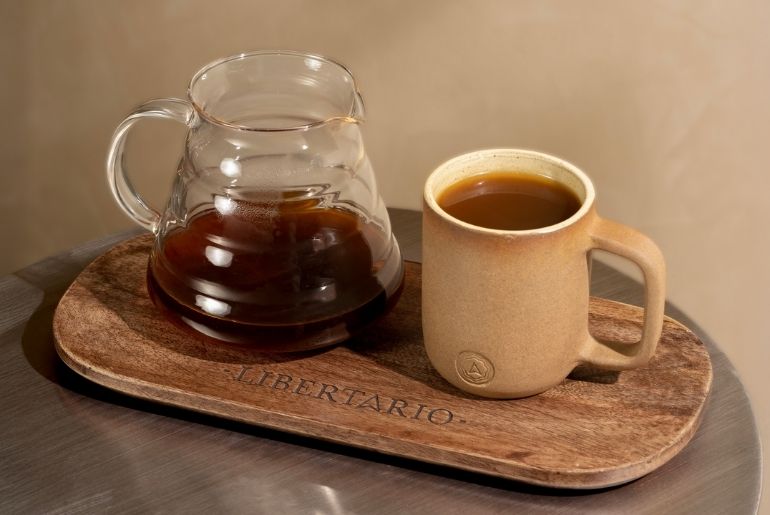 libertario coffee pour over