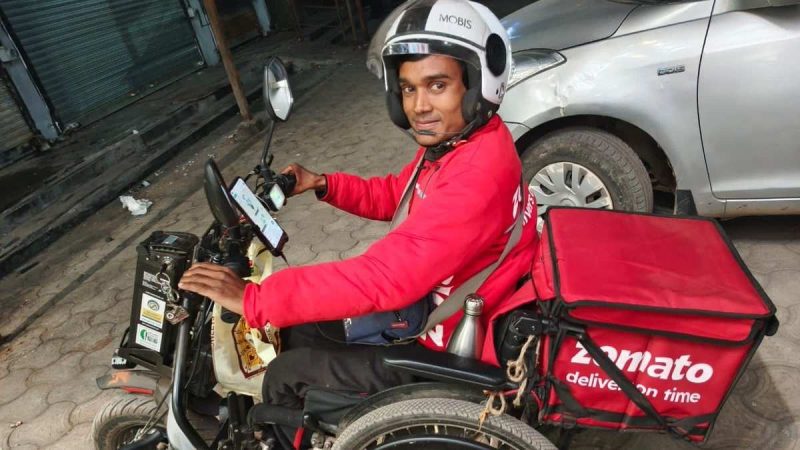 X User Impressed With Zomato’s Wheelchair Delivery Partners, Gets Call To Come To The Door