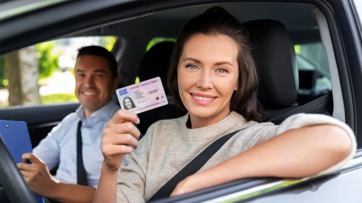 Getting A Dubai Licence? You’ll Now Learn Smart Car Safety Tech By Dubai RTA