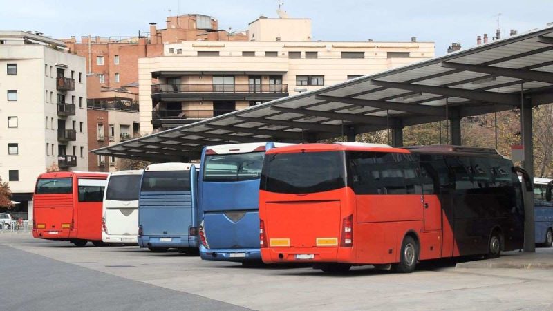 Uttar Pradesh Plans Airport-Style Bus Terminal In Noida With Movie Theatre, Shopping Spaces & More
