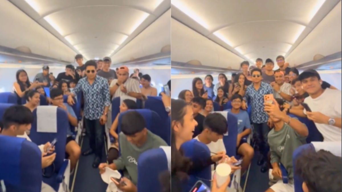 Sachin Tendulkar Turns IndiGo Flight Into Mini Stadium; Takes A Lap To Greet Fans With Humility