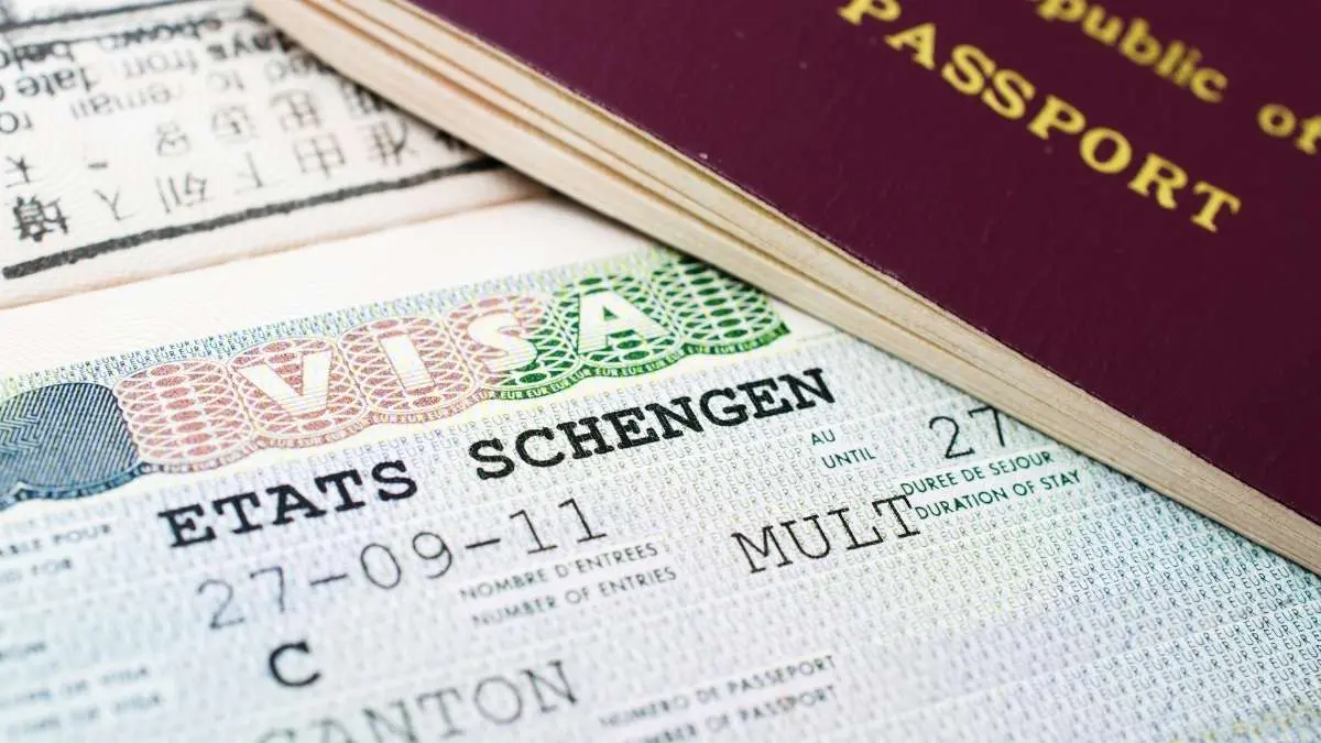UAE Travellers Flying To Europe? Schengen Border Checks Just Got A New Twist