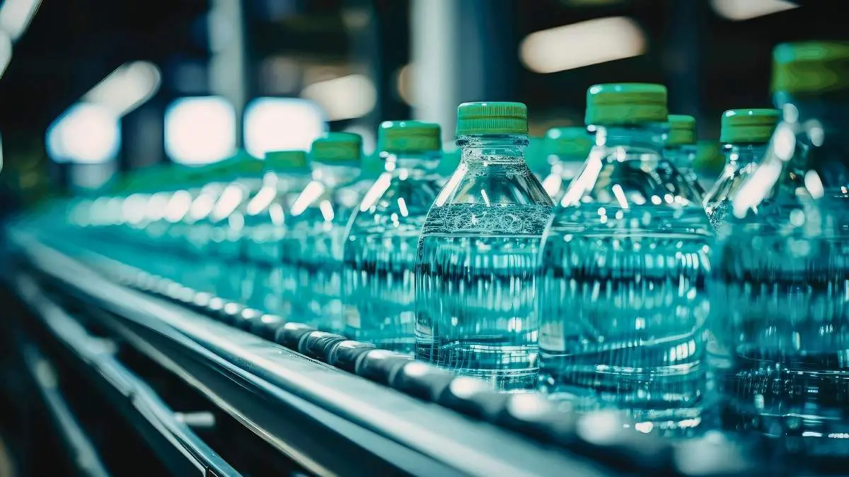 Gujarat: FSSAI Seizes ₹31.61 Lakh Worth Of Alkaline Water Over Non-Permitted Substance, Misbranding