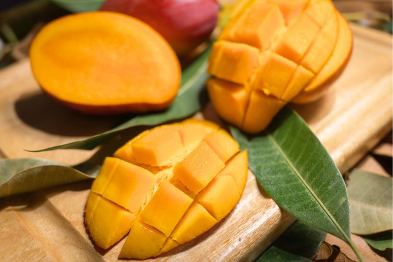 Soaking Mango In Water