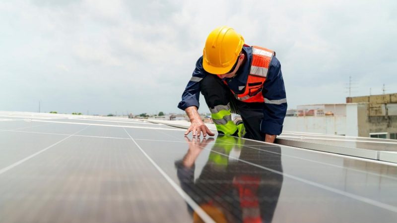 Oman To Impose Mid-Day Work Ban From June; Fine Of OMR1000 For Violators