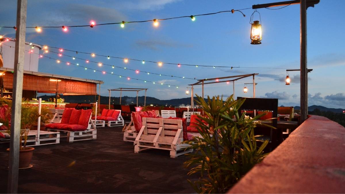 Why Is Delhi’s Open-Air Dining Scene Struggling Despite MCD Push?